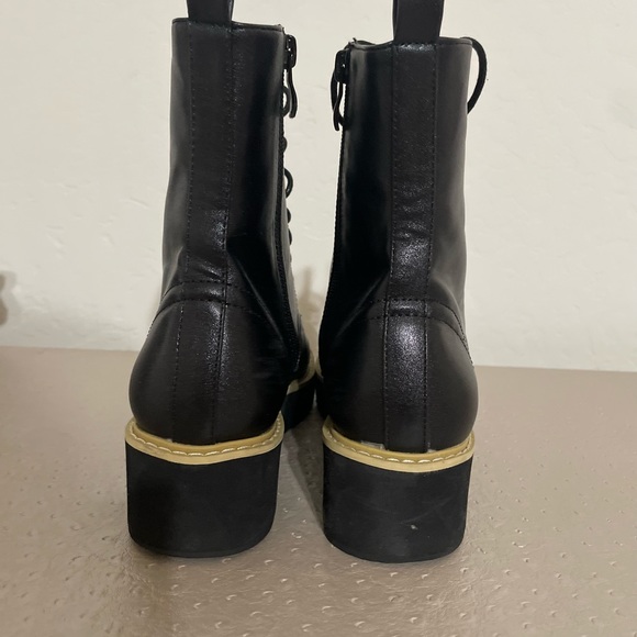 Olivia Miller black lace up boots size 9 - Picture 5 of 5